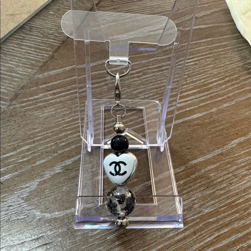 CHANEL Cream Quilted Pouch With Pen, Keychain, Ribbon, & Dust Bag - Picture 10 of 11